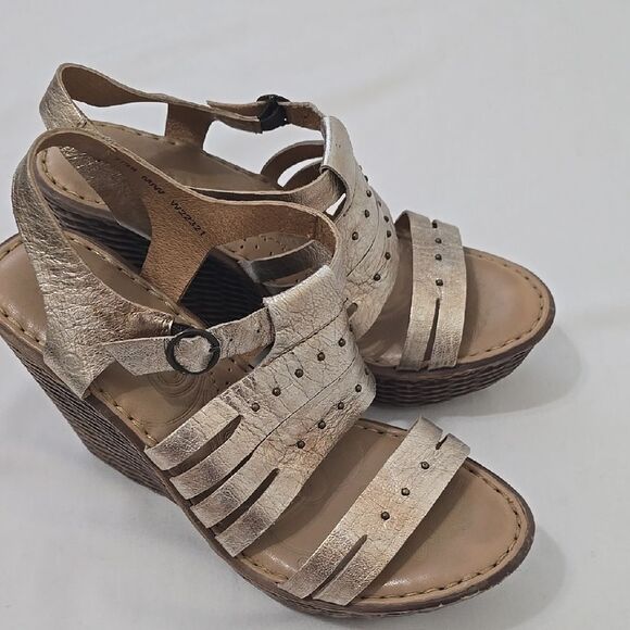 Born Silver Wedge Sandals with Open Toe and Adjustable Ankle Strap - Picture 1 of 7